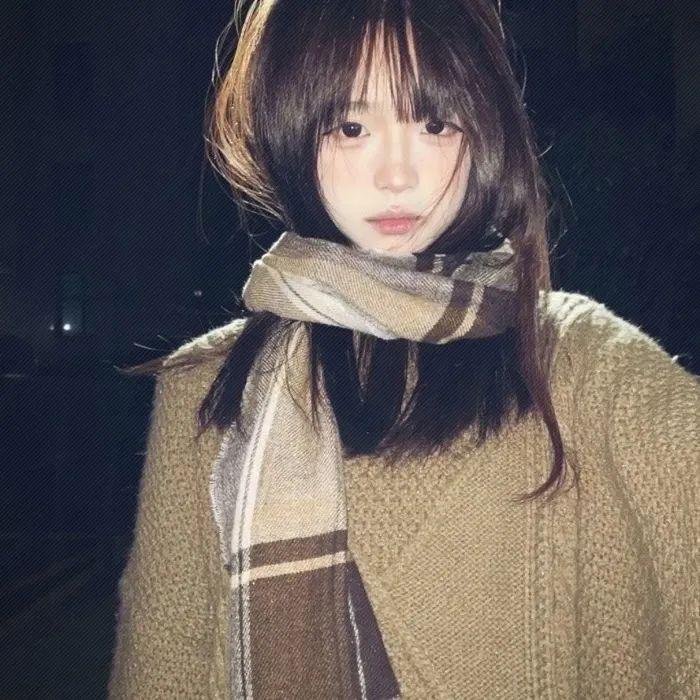 迎风而立的狮子